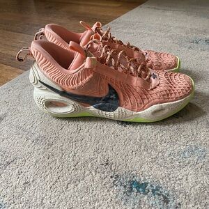 Nike Cosmic Unity EP ‘Apricot Agate’, size 11M